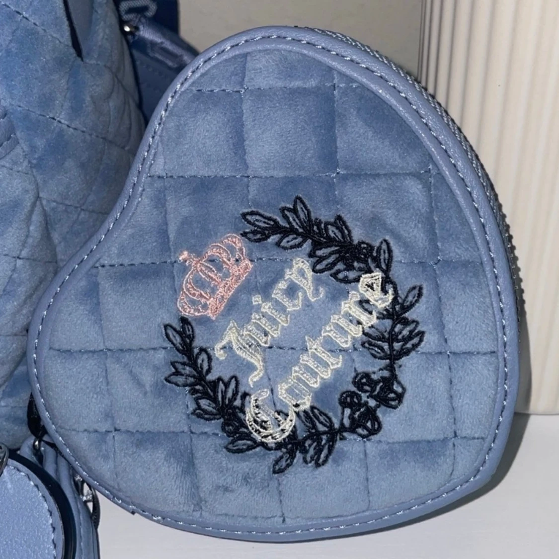 Juicy Couture blå quiltad ryggsäck set - 3