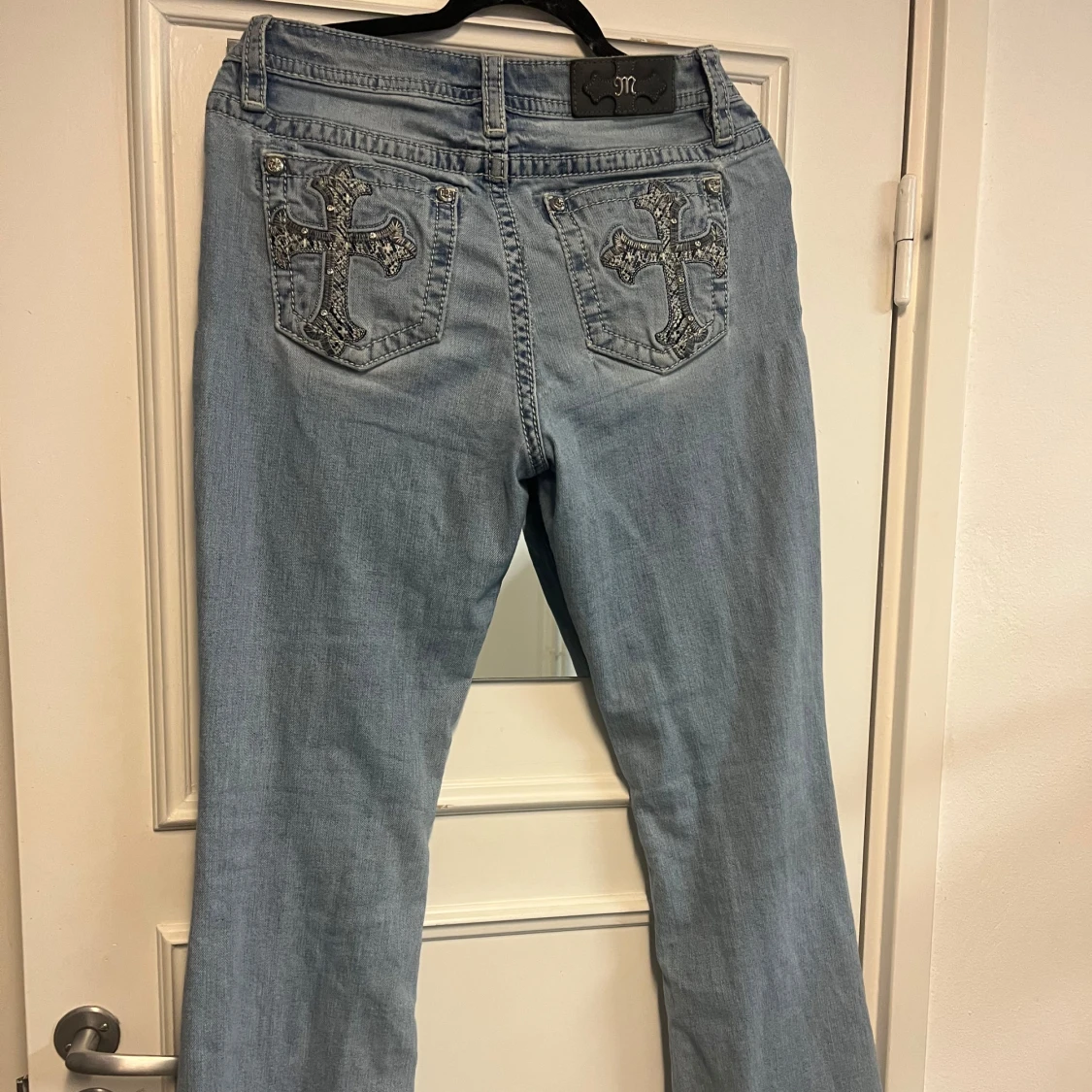 Miss Me ljusblå bootcut jeans stl 30 - 1