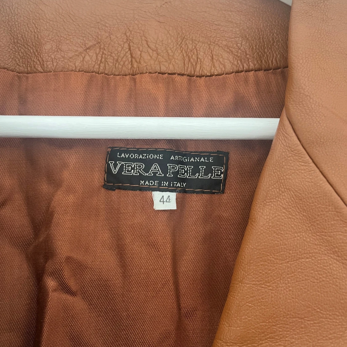 Brun lång skinnkappa från Vera Pelle - 1