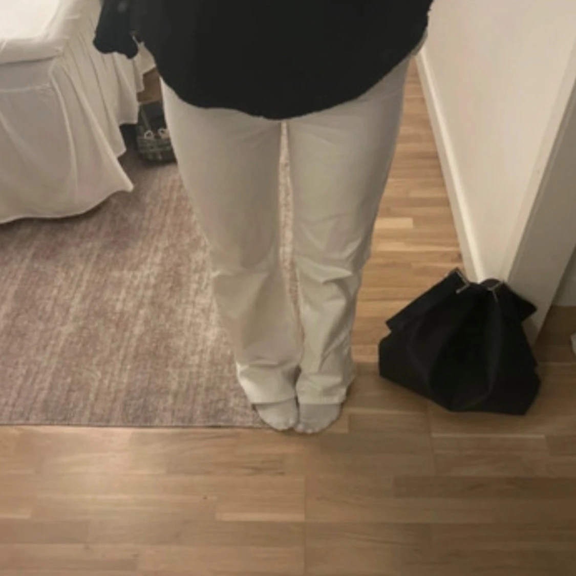 Vita raka byxor med bootcut - 1