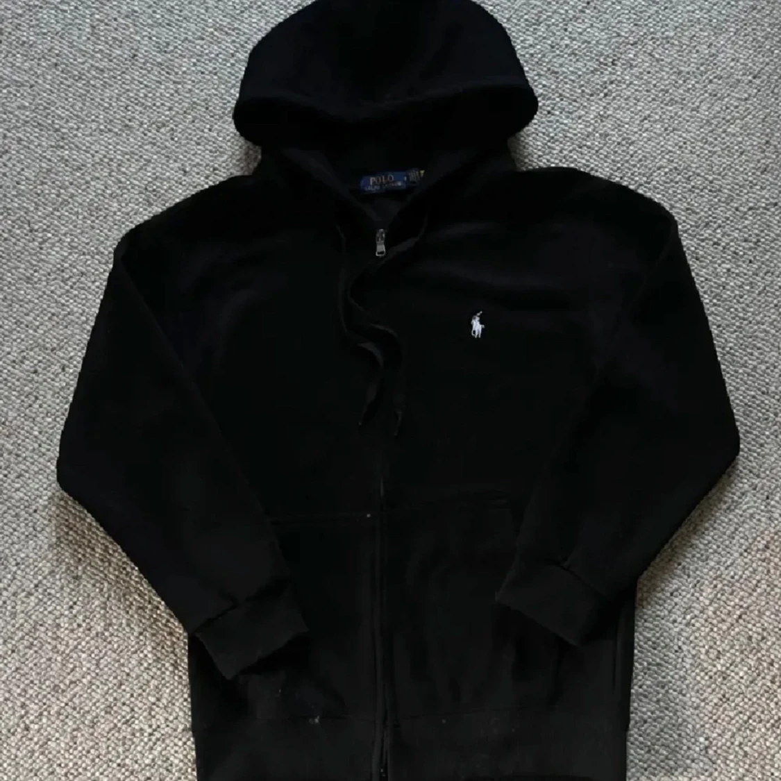 Svart hoodie från Polo Ralph Lauren