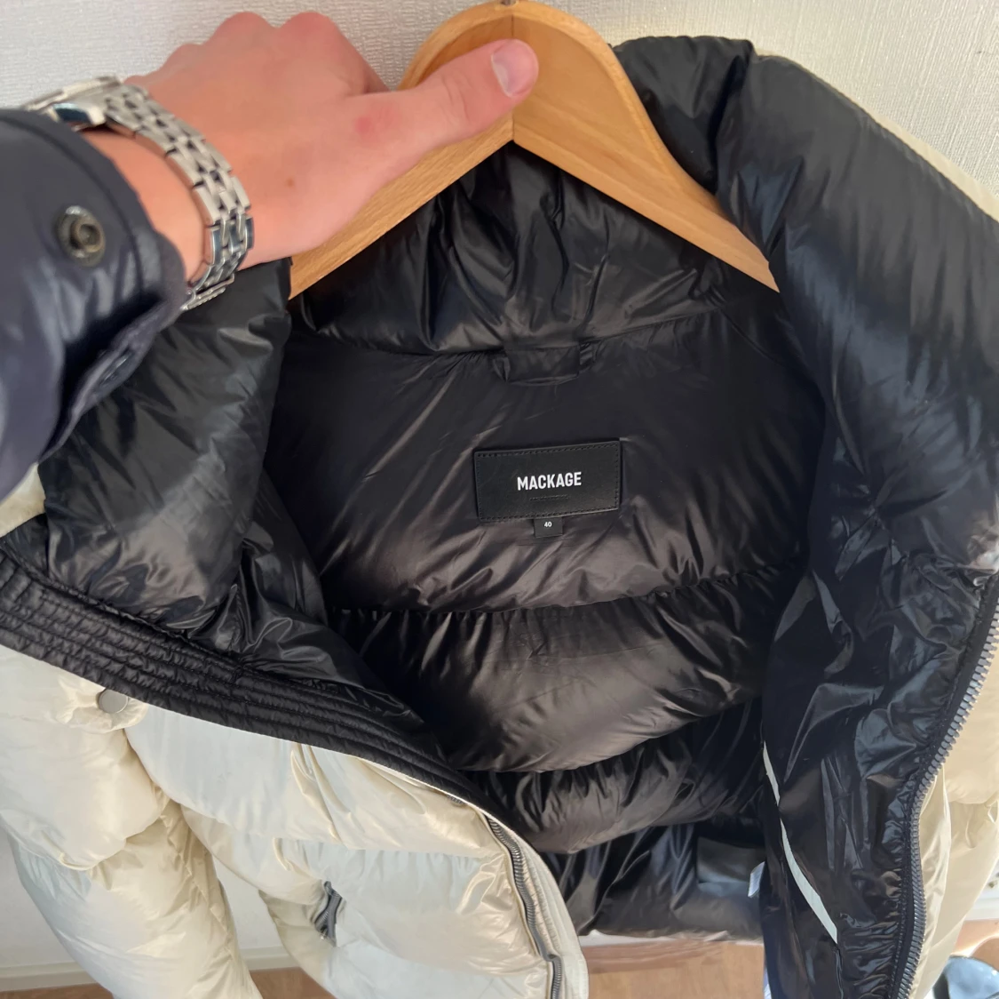 Vit pufferjacka från Mackage - 1