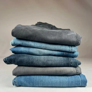 5x Replay anbass jeans 1x Replay grover jeans - Säljer ett gäng snygga jeans från Replay helt oanvända skick 10/10. 500kr st och 2500kr för alla. Dm för minsta frågorna