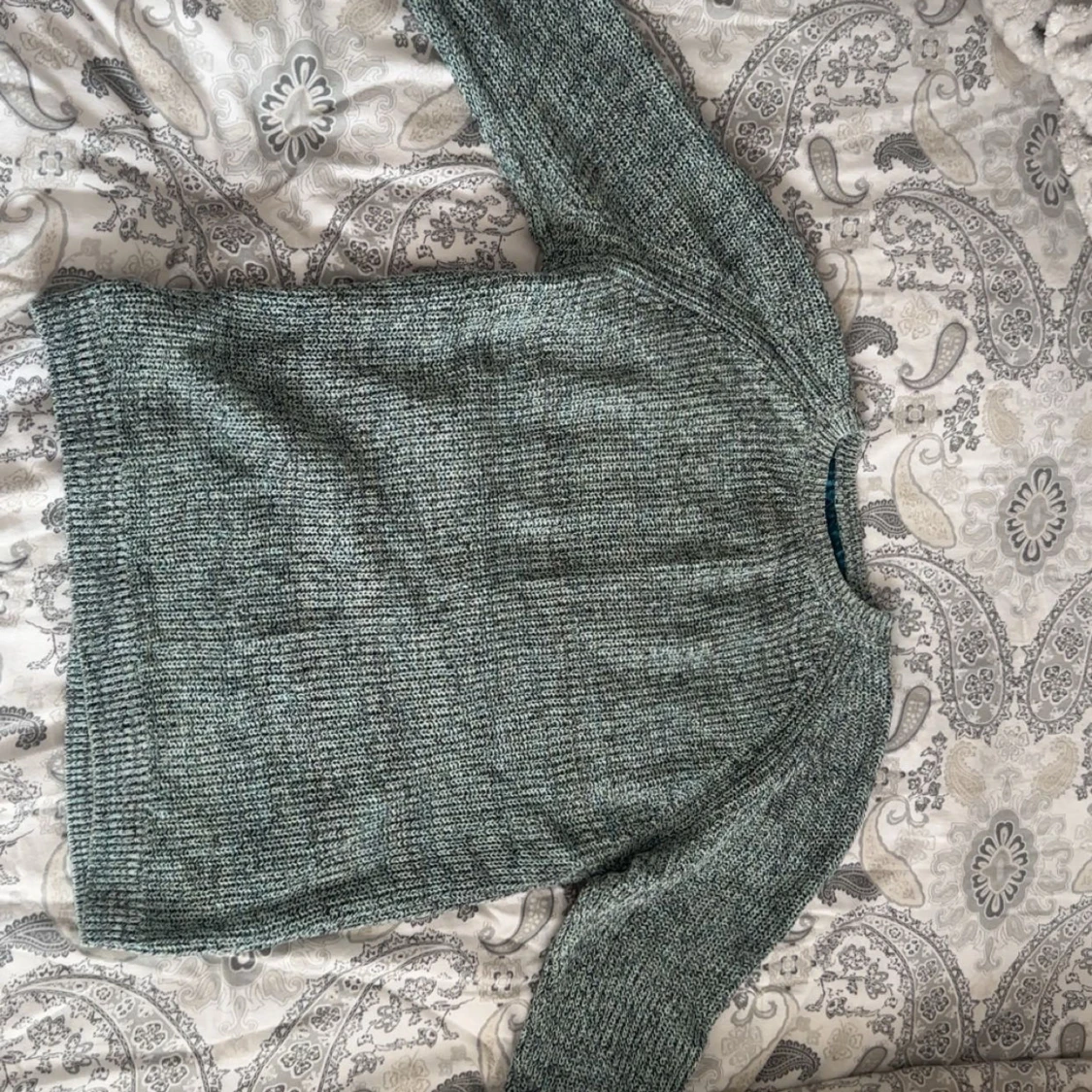 Grönmelerad stickad tröja från STAY