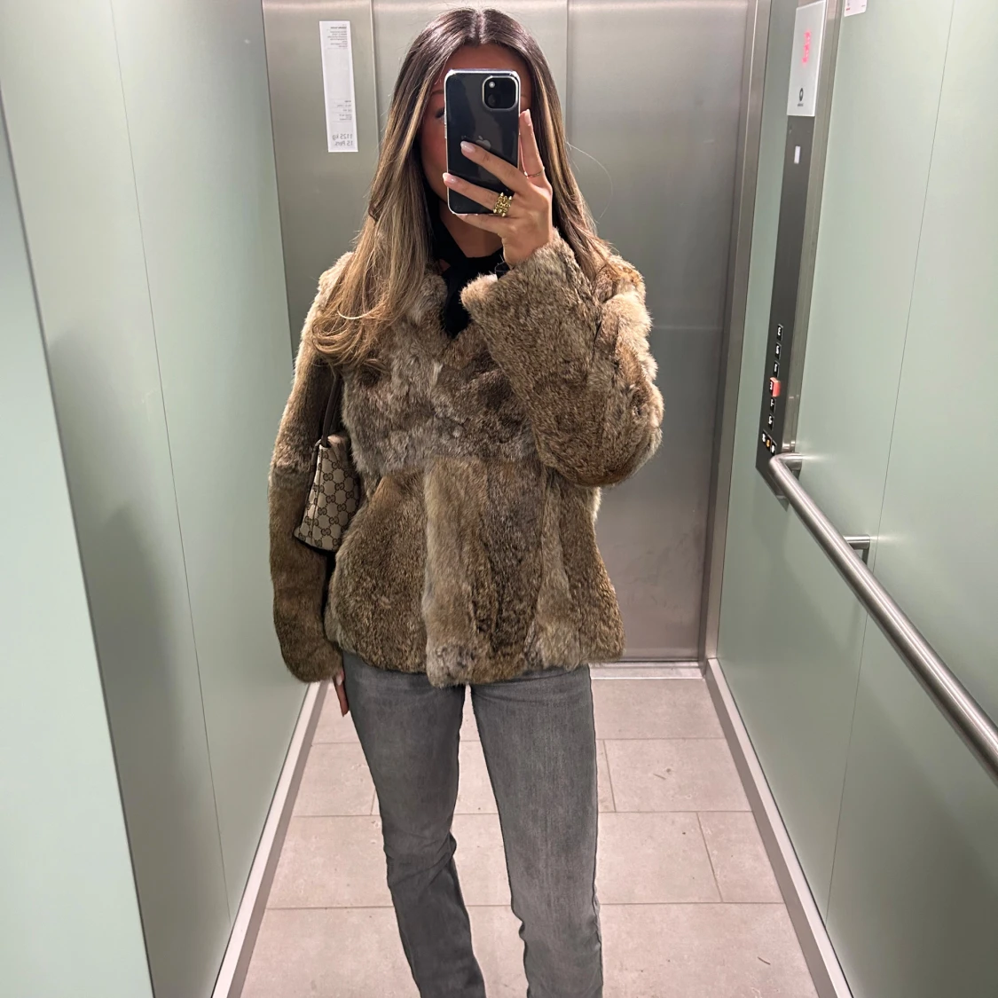 Brun pälsjacka - 2
