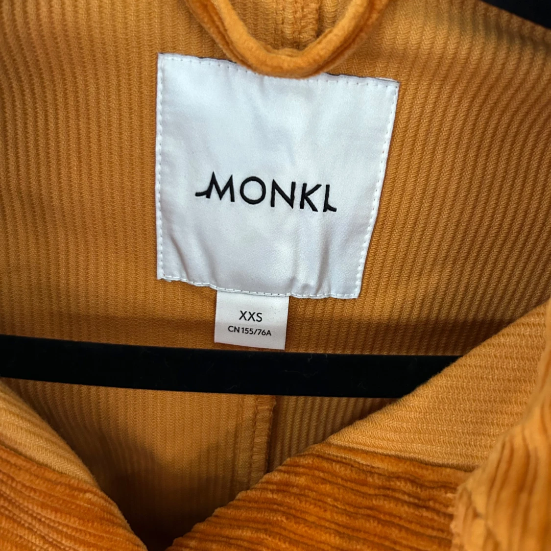 Manchesterjacka med bälte från Monki - 2