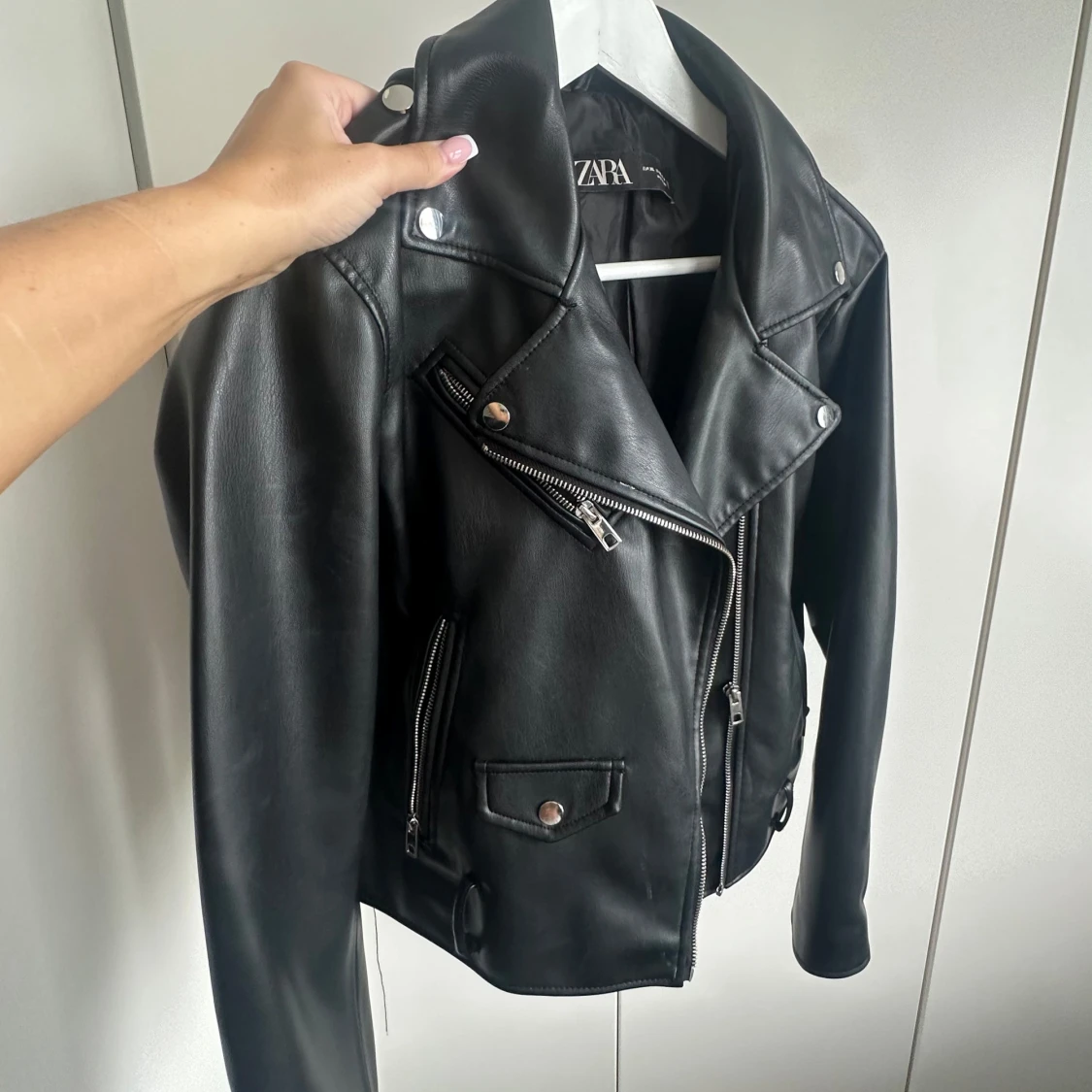 Svart skinnjacka från Zara - 1