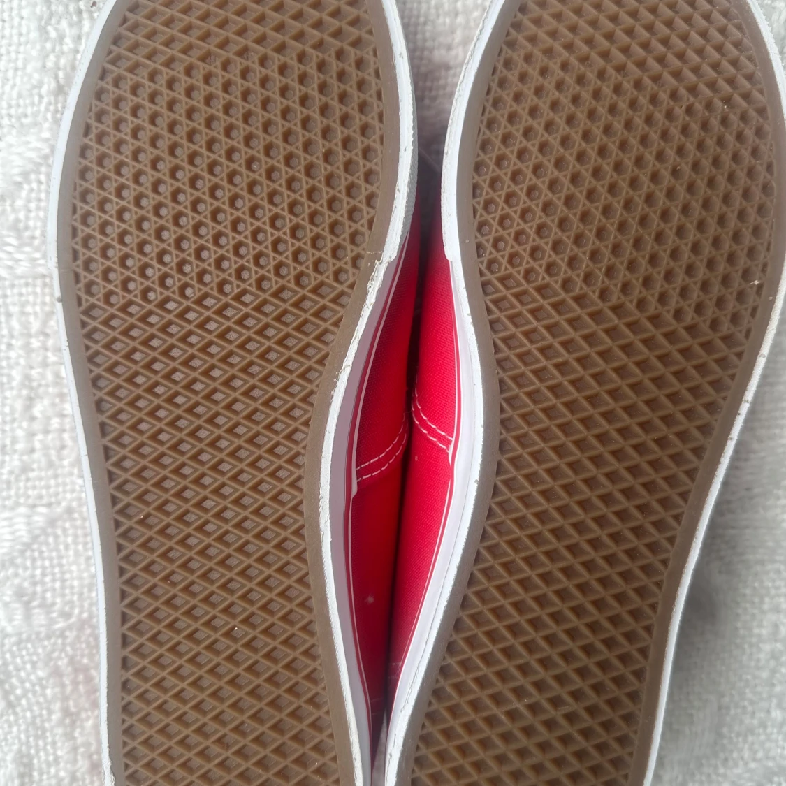 Röda Vans sneakers  - 2