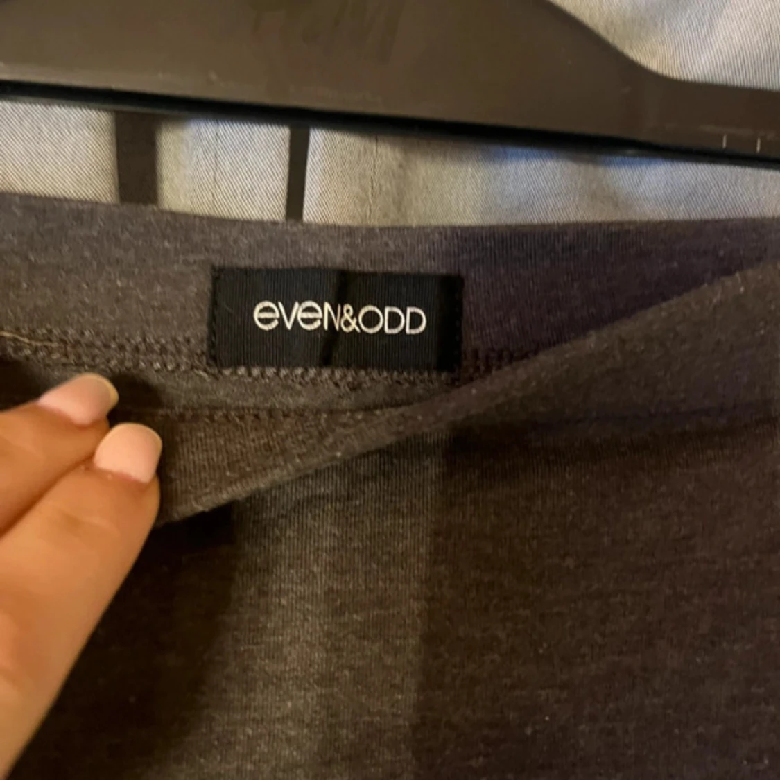 Grå långkjol från Even&Odd - 1