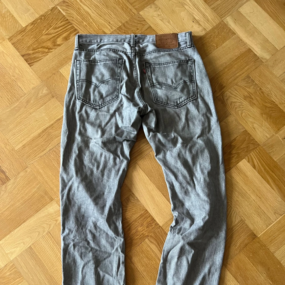 Grå Levis 501 jeans straight fit