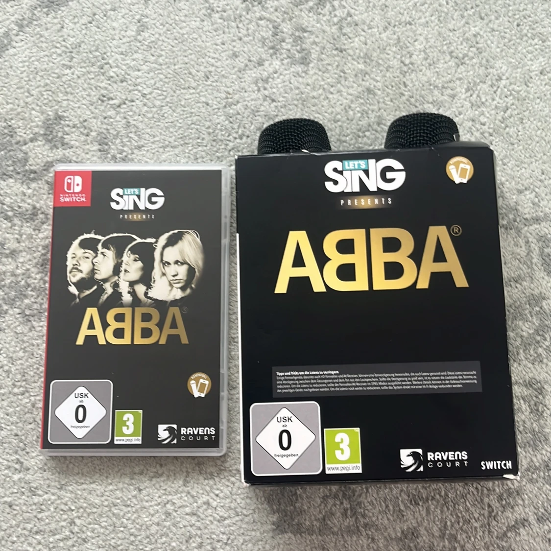 Let's Sing ABBA Bundle (Nintendo Switch)