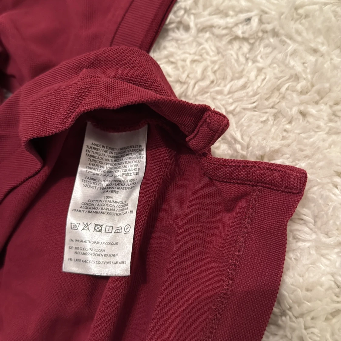 Vinröd pikétröja från Gant, stl S - 4