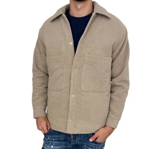 Fodrad overshirt med päls från weekday  - Otroligt fet och gosig overshirt i toppskick, priset kan såklart diskuteras!!