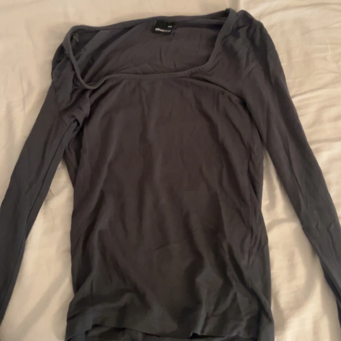 Mörk grön långärmad topp Gina Tricot