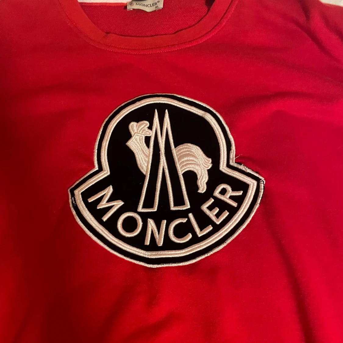 Röd Moncler sweatshirt XL - 2