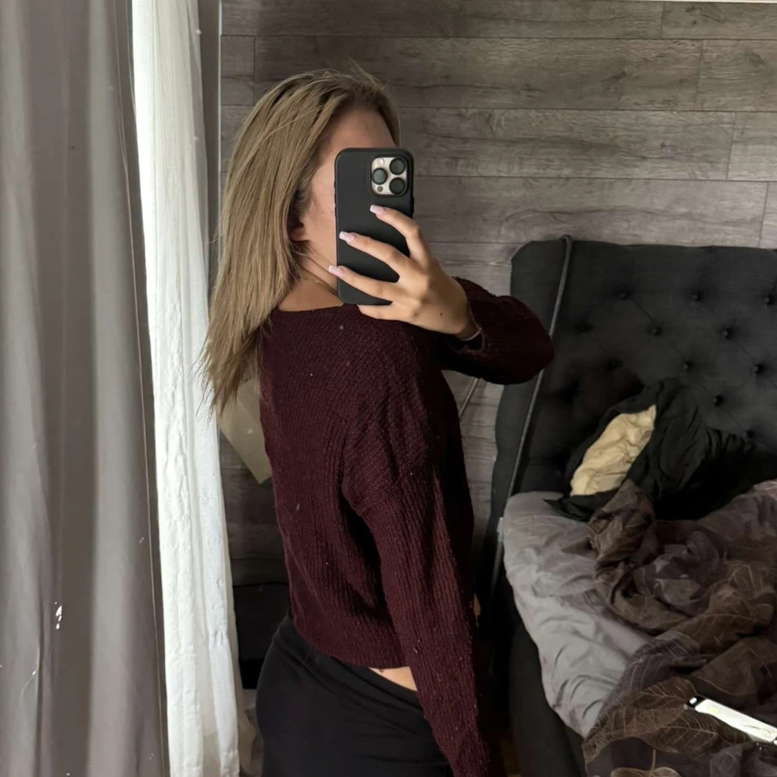 Vinröd v-ringad stickad tröja💖 - 1