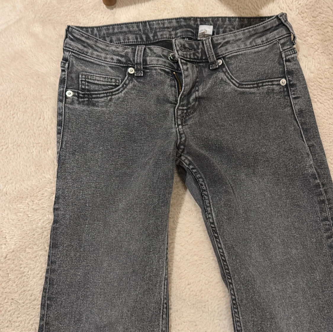 Grå jeans från H&M Divided, strl 36 - 2