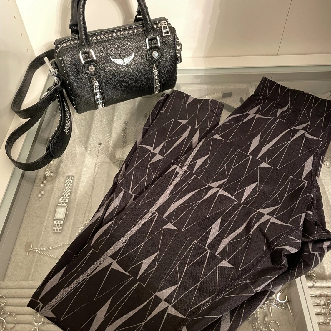 Svarta träningsbyxor XS - 3