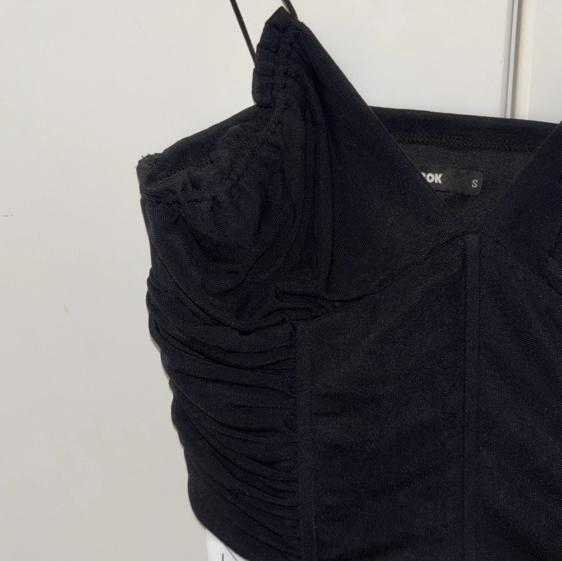 Svart korsett-topp från BikBok - 3