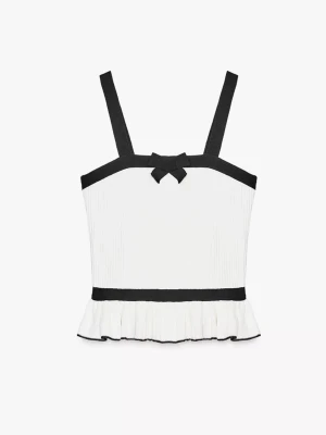 Vit topp med volang - Använd en gång, så gullig🤍🤍