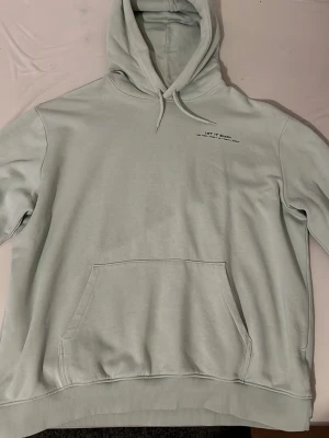 Hoodie - XXL hoodie från H&M i bra skick, nästintill nytt