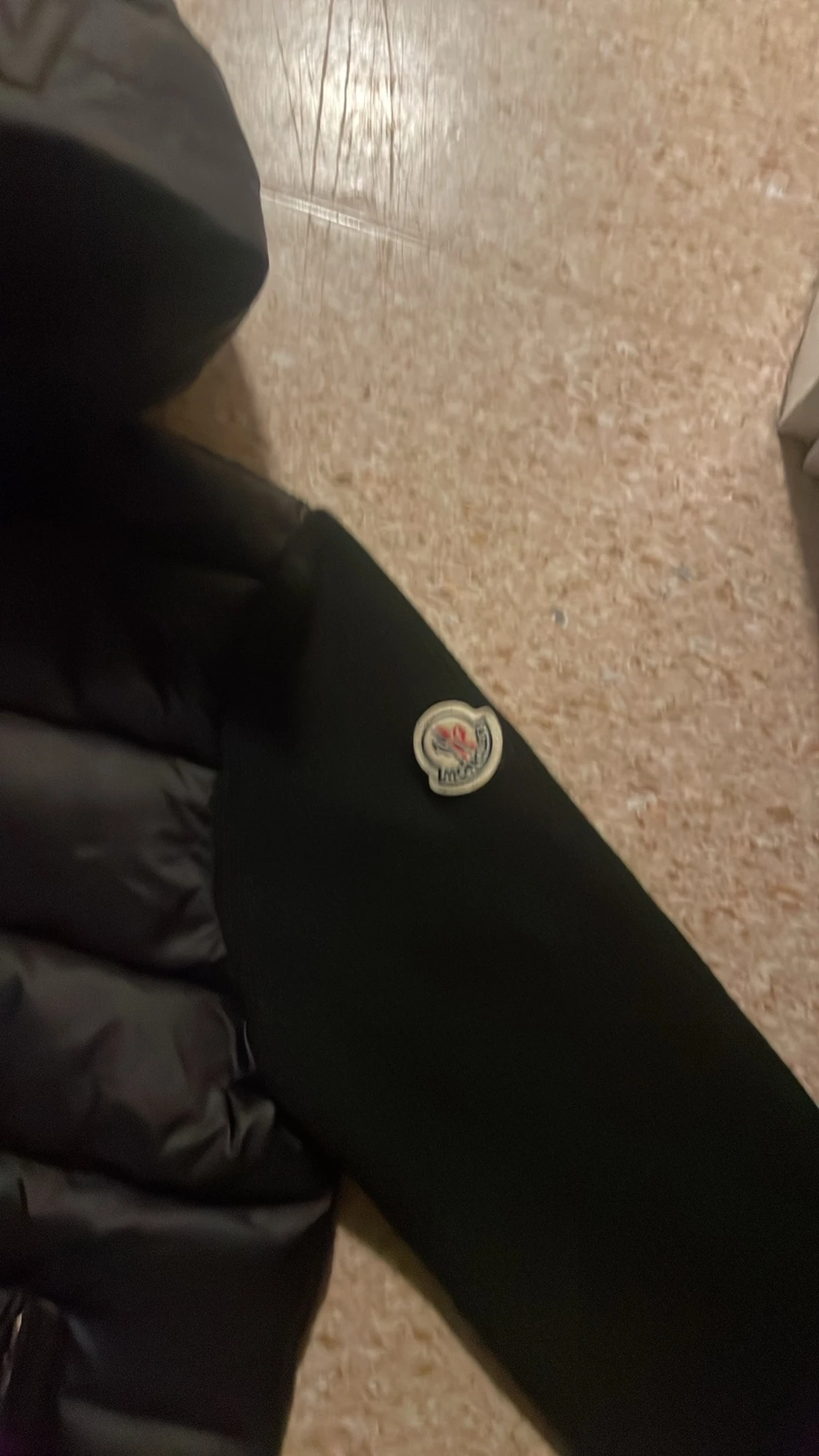 Svart cardigan jacka från Moncler passar L - 3