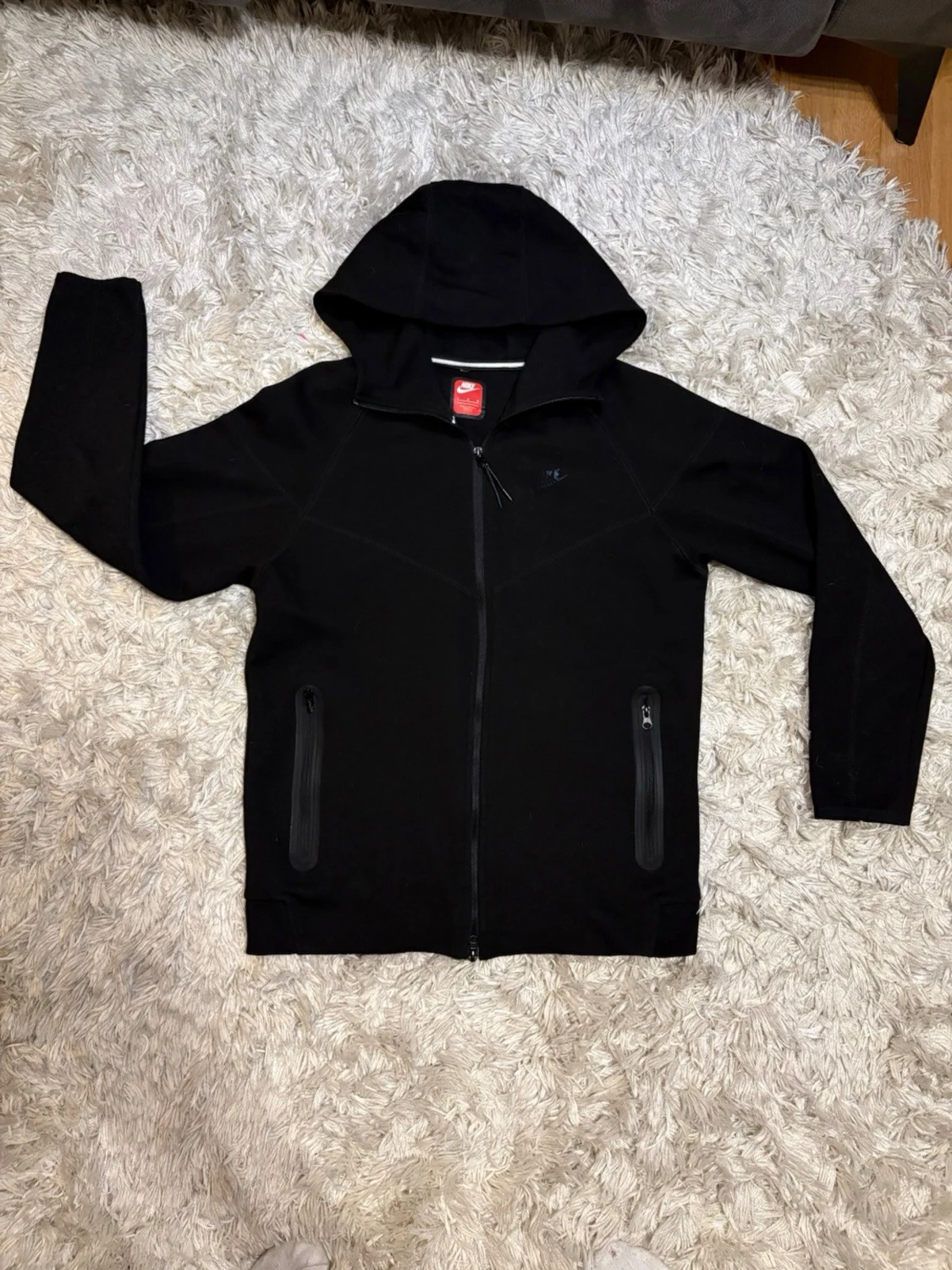 Svart nike tracksuit. - 1