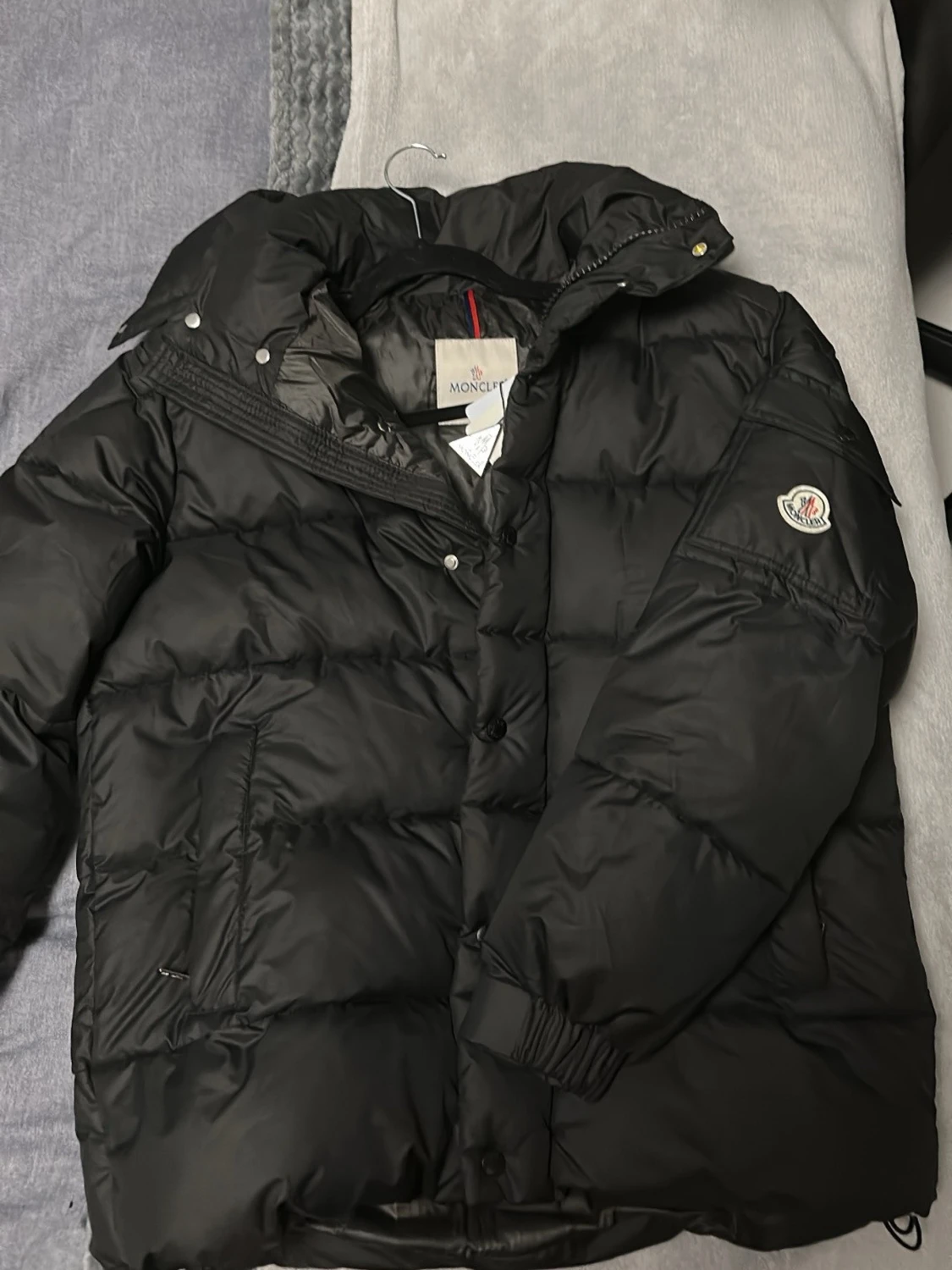  Moncler vezere  - 1