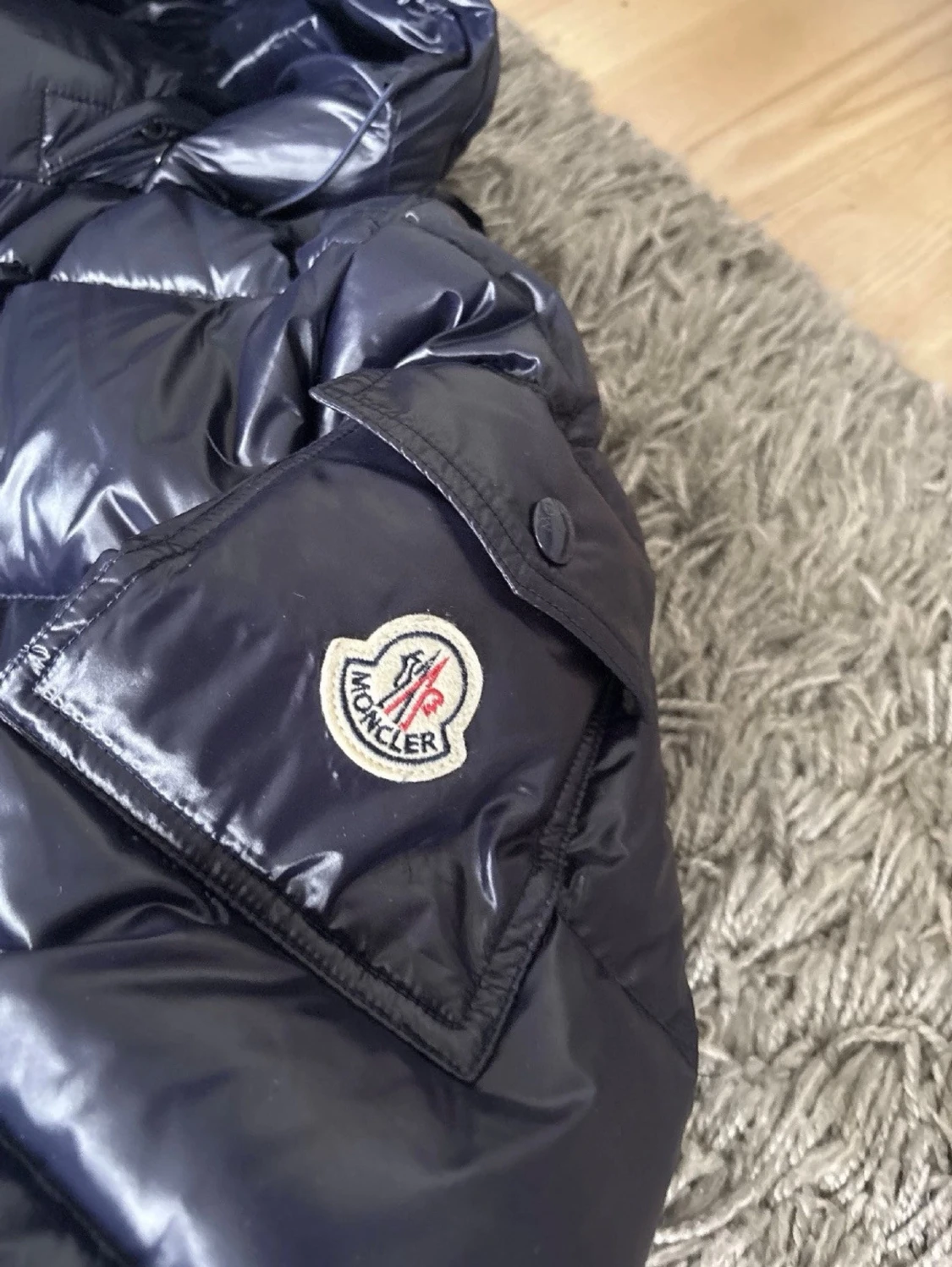 Mörkblå dunjacka från Moncler - 1