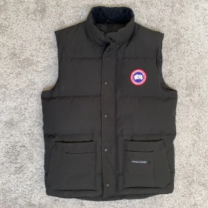 Canada goose väst - Canda goose väst storlek xs 
