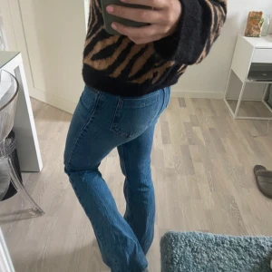 Zara jeans boocut  - Säljer mina fina zara jeans boocut