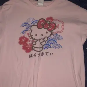 hello kitty tröja från japan size M