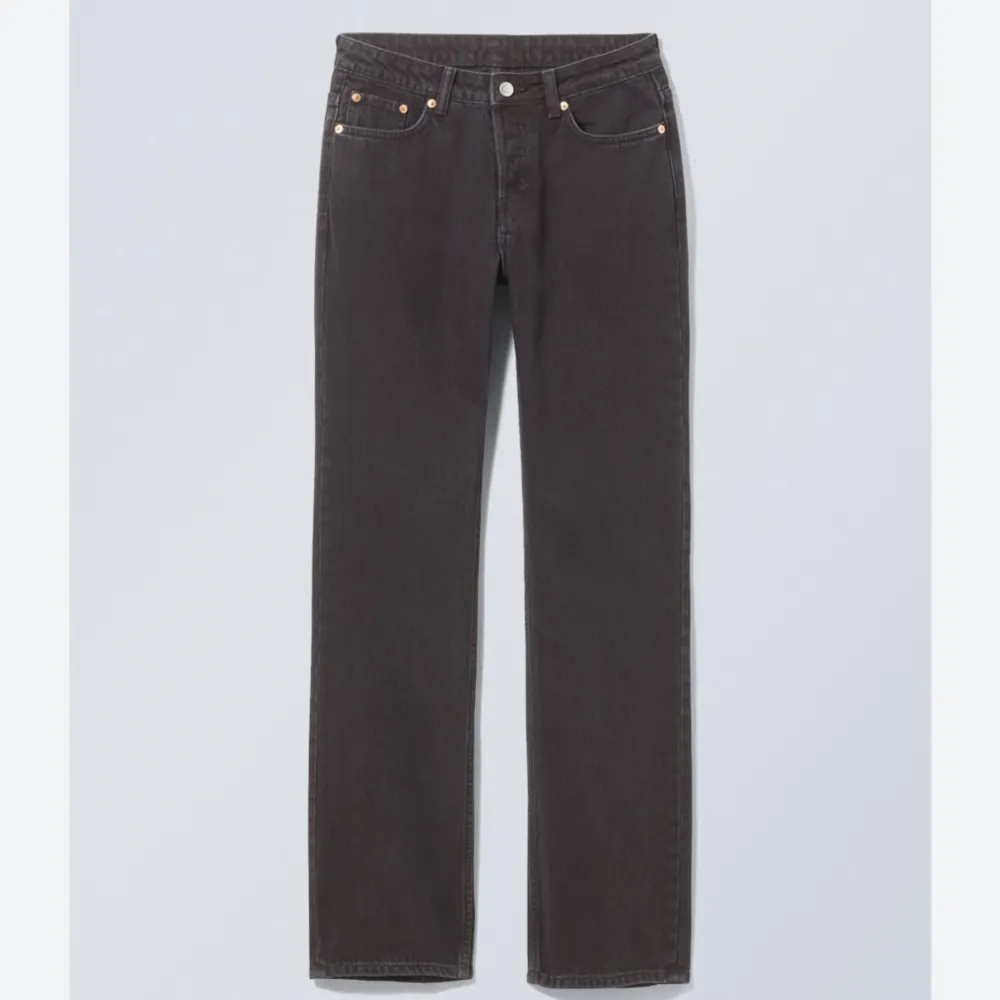 Säljer dessa jeans från weekday i bra skick!💕. Jeans & Byxor.