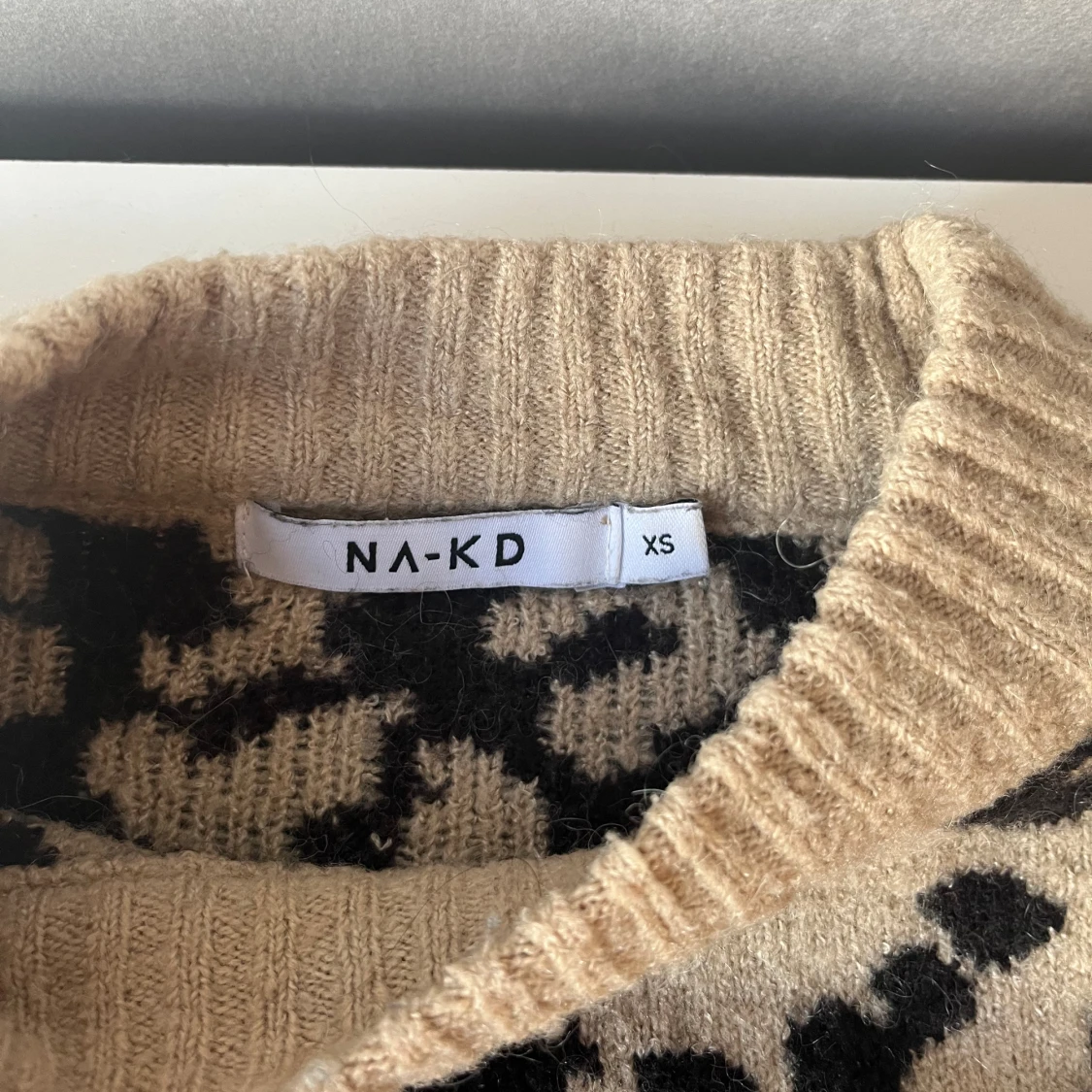 leopard tröja  - 92