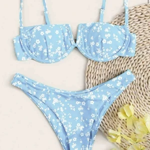 Blå bikini  - Blå bikini, aldrig använd💕