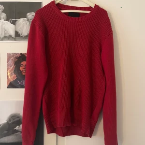 Stickad tröja  - Fint skick!