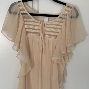 Fin blus från Vila - Köp gärna via instabox💕 skriv vid frågor, intresse osv💕