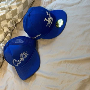 Kepsar - Helt nya  La o cortiez keps Pris diskuteras 