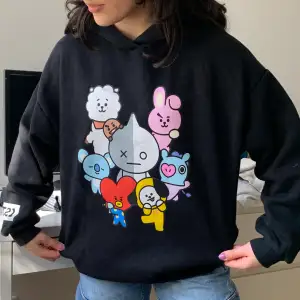 BTS hoodie a friend gave me, I’m not a fan so I think someone else would appreciate it more 💕 it’s a SIZE S but it’s very oversized 