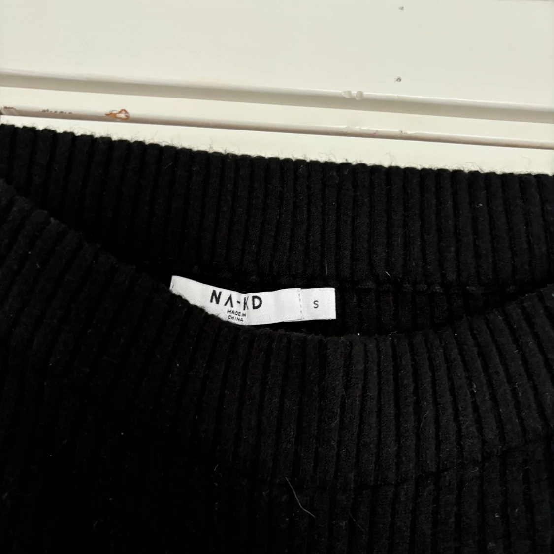 Ribbstickad midi-kjol - 91