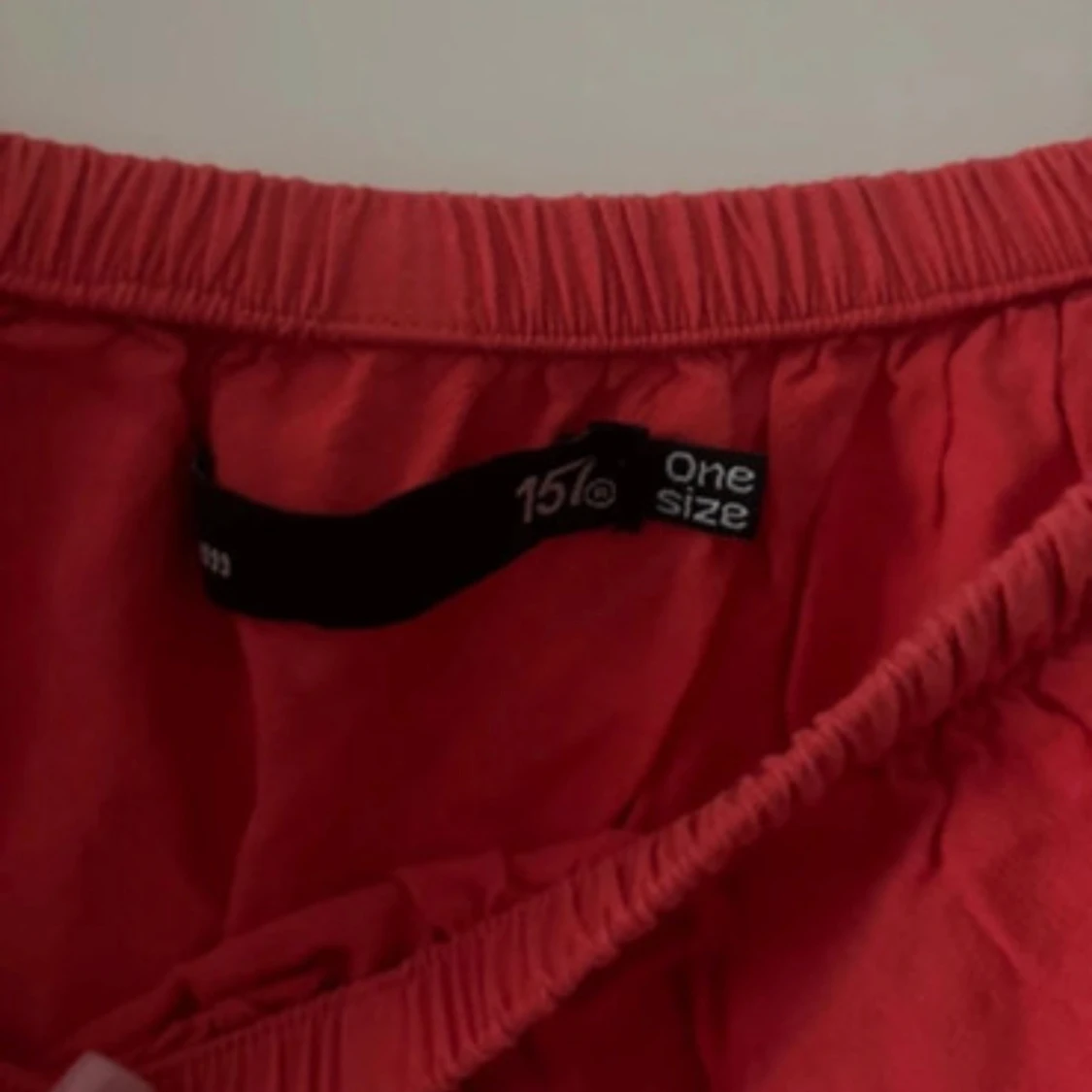 Röd klänning från 151a - 90