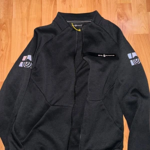 SailRacing tröja - Använd 1 gång då den ej passade, storlek XS