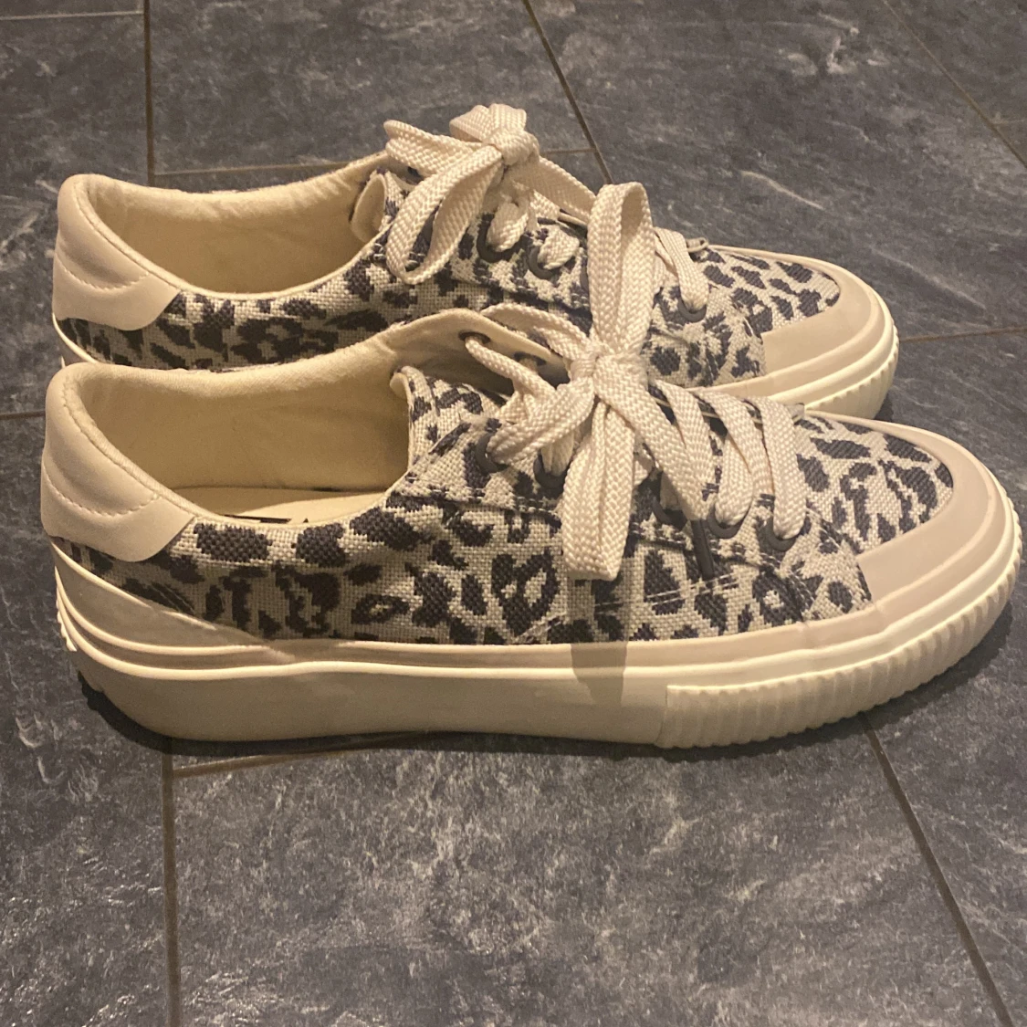 Leopard skor - 90