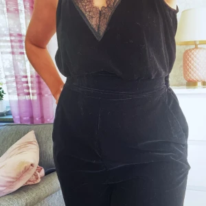 Byxdress sammet - Snygg byxdress från hm  Nyskick 