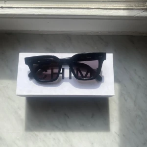 Chimi black cherry - Chimi black cherry !?(skick skicka 10-10) knappt andvända !!  Nypris:1250kr || vårtpris: 200 !! Frakt ingår ej !! Med box som visas på bilderna