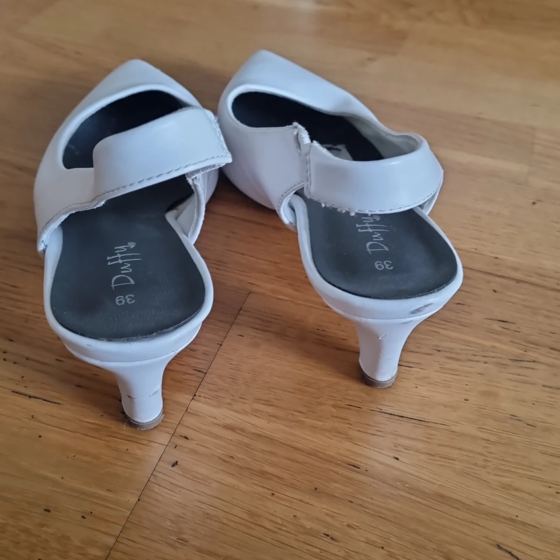 Högklackar vita - 91