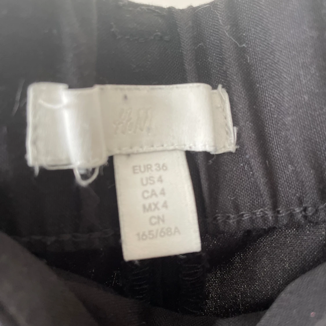 Fina kostymbyxor - 90