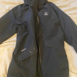 Haglövs jacka - Inget fel på den använd några gånger bara! 