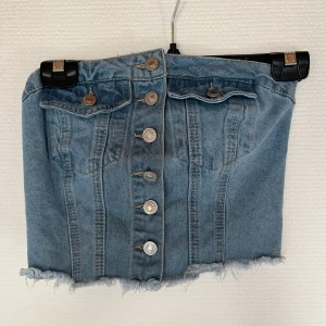 Jeans topp - Ny, aldrig använd, passade inte på mig