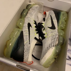 Nike Vapormax Flyknit - Jättefina skor i jättebra skick